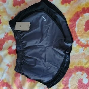 Nike women's running short.